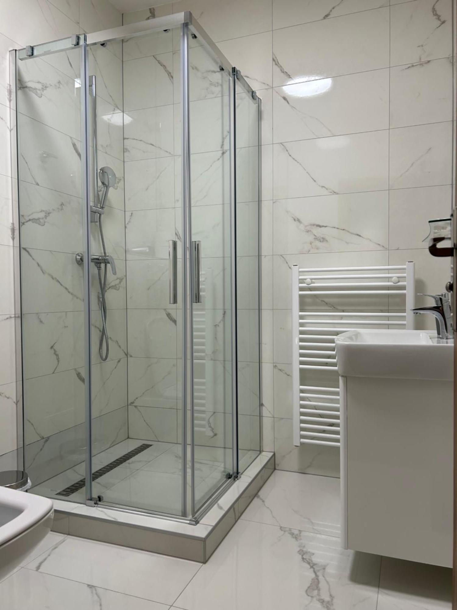 Hotel Evan U Hoffera Topoľčany エクステリア 写真